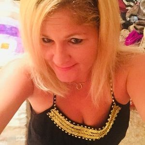 Meet your Posher, Wendy